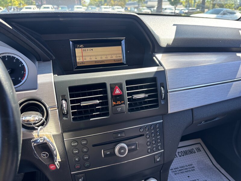 Used 2010 Mercedes-Benz GLK 350 2WD image 14