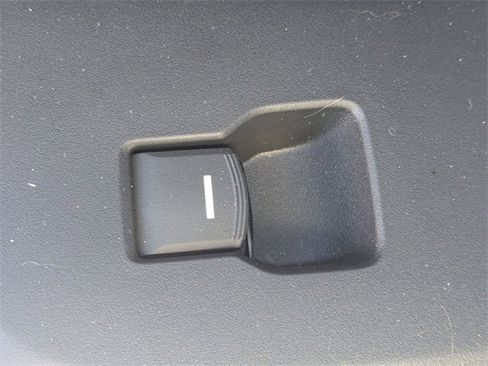 Used 2025 Honda HR-V LX image 25