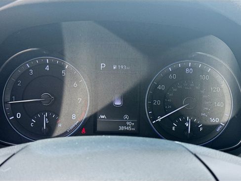 Used 2023 Hyundai Kona SE FWD image 9