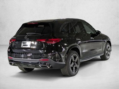 New 2026 Mercedes-Benz GLC 300 image 2