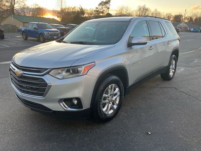 Used 2021 Chevrolet Traverse LT