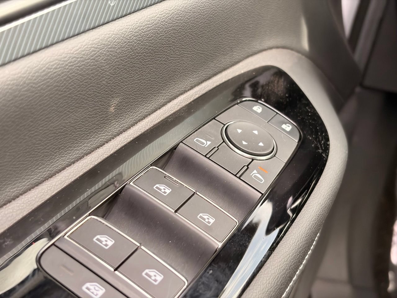 Certified 2025 Nissan Murano SL AWD/4WD image 20