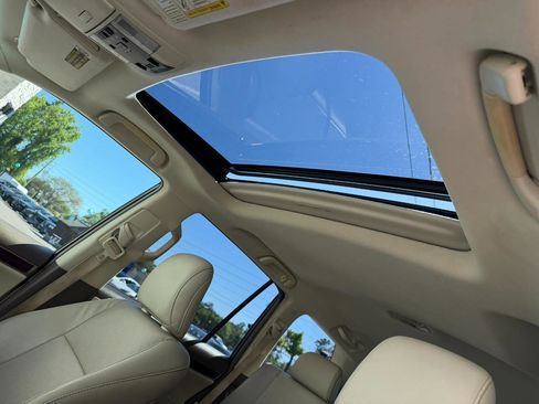 Used 2012 Lexus GX 460 image 41