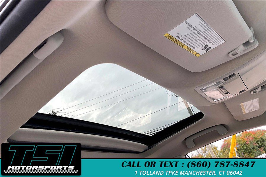 Used 2013 Toyota Avalon XLE Premium FWD image 22