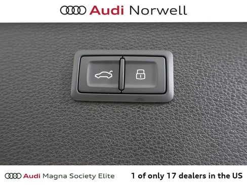 Used 2023 Audi Q5 2.0T Premium Plus w/ Premium Plus Package AWD/4WD image 16