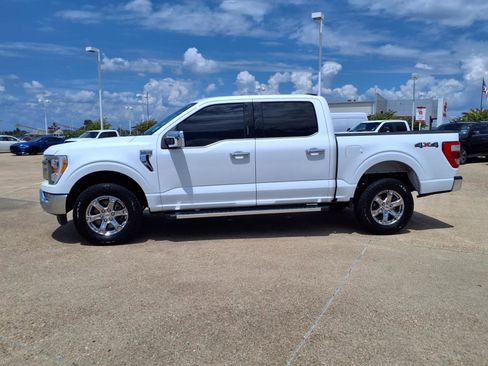 Used 2023 Ford F150 Lariat image 2