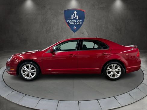 Used 2012 Ford Fusion SE image 2