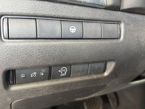 Certified 2023 Nissan Rogue SV AWD/4WD image 19