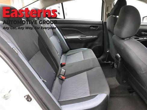 Used 2023 Nissan Versa SV FWD image 23
