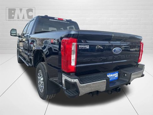 Used 2025 Ford F250 XLT w/ Snow Plow Prep Package image 4