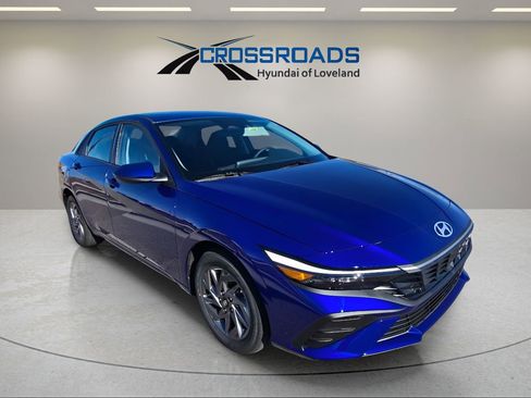 New 2026 Hyundai Elantra Blue image 7
