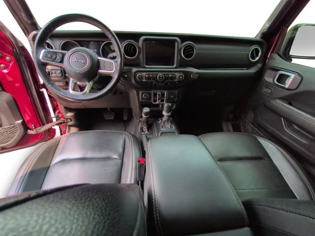 Used 2021 Jeep Wrangler Unlimited Sahara w/ Cold Weather Group AWD/4WD image 17