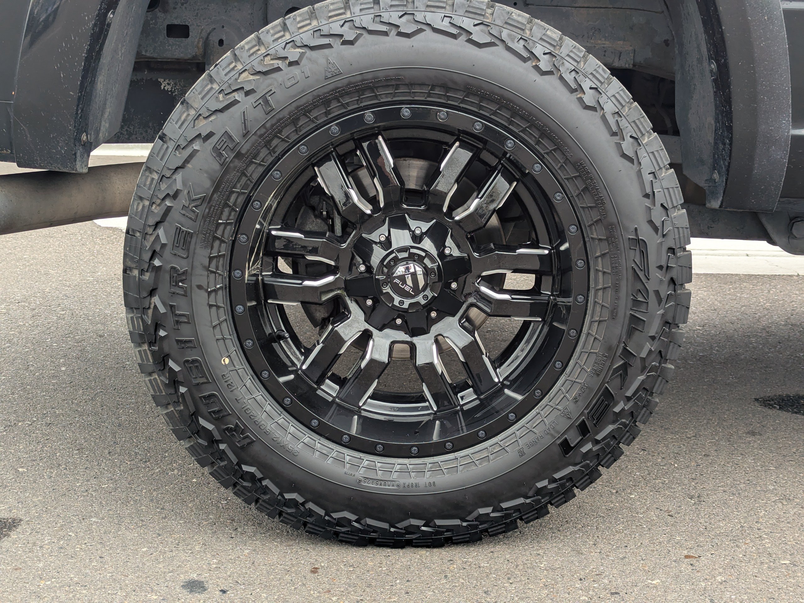 Used 2017 RAM 2500 Laramie AWD/4WD image 48