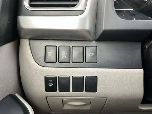 Used 2017 Toyota Highlander XLE image 23