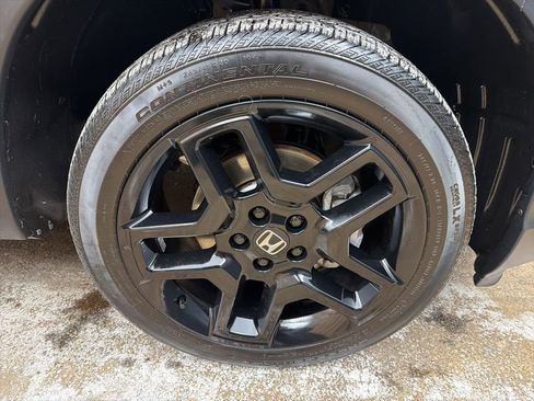 Used 2025 Honda Passport Black Edition image 35