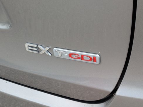 Used 2016 Kia Sorento EX AWD/4WD image 9