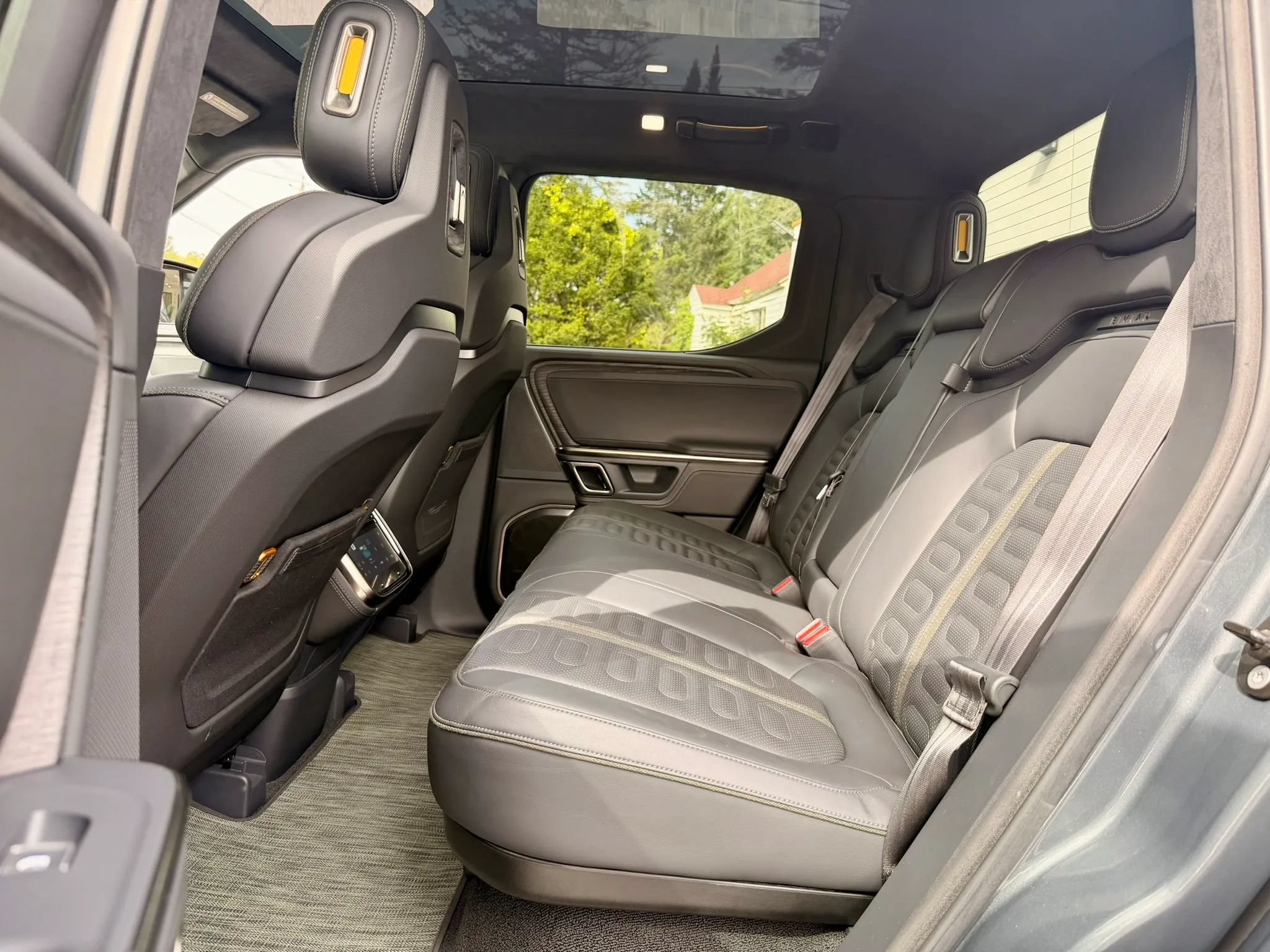 Used 2022 Rivian R1T Adventure AWD/4WD image 51