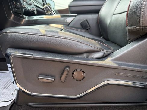 Used 2022 Ford F150 Lariat AWD/4WD image 18