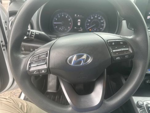 Used 2023 Hyundai Kona SEL FWD image 17