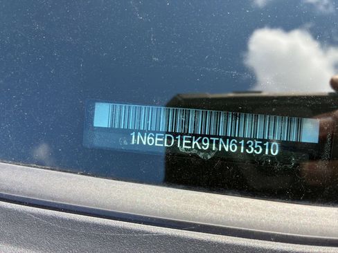 Used 2026 Nissan Frontier PRO-4X AWD/4WD image 24