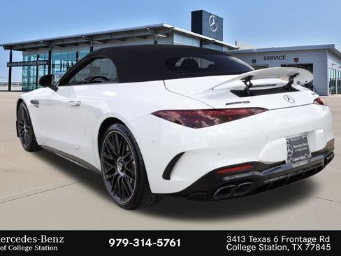 Certified 2022 Mercedes-Benz SL 63 AMG 4MATIC image 14