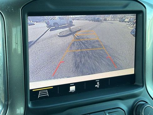 Used 2019 Chevrolet Silverado 1500 LT Trail Boss image 5