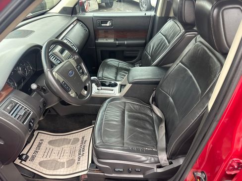 Used 2009 Ford Flex SEL image 10