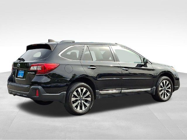 Used 2019 Subaru Outback 2.5i Touring AWD/4WD image 6