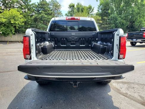 Certified 2023 Chevrolet Colorado Z71 w/ Z71 Convenience Package 2 AWD/4WD image 12