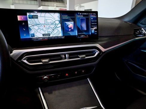 Used 2023 BMW 330i xDrive Sedan w/ Driving Assistance Package image 31