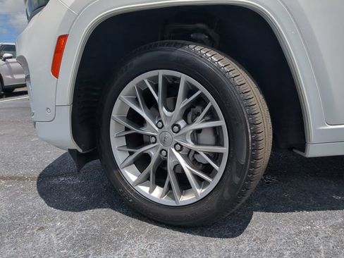 Used 2022 Jeep Grand Cherokee Summit RWD image 38
