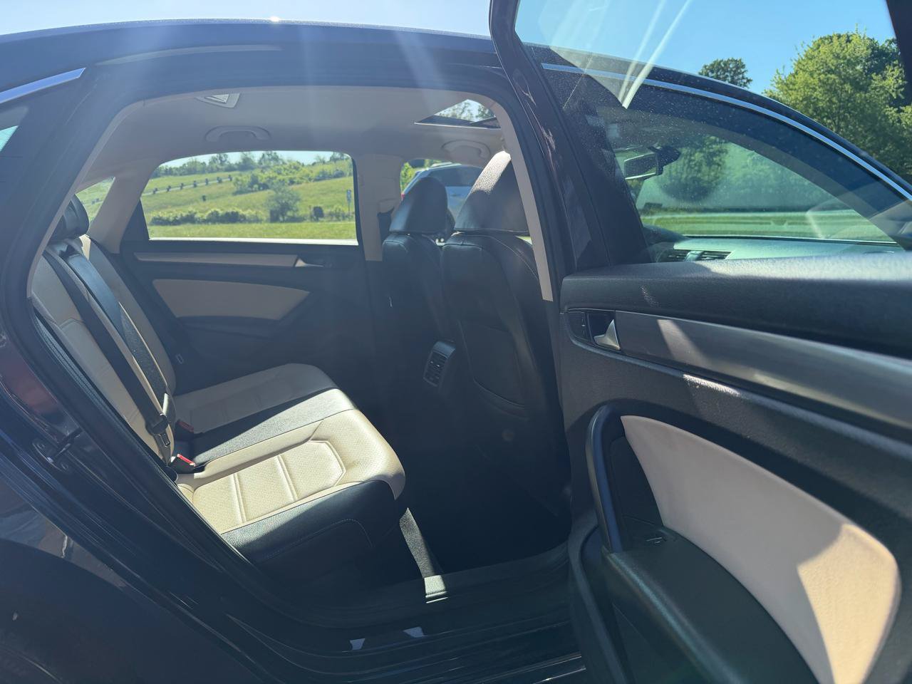 Used 2014 Volkswagen Passat TDI SE FWD image 22