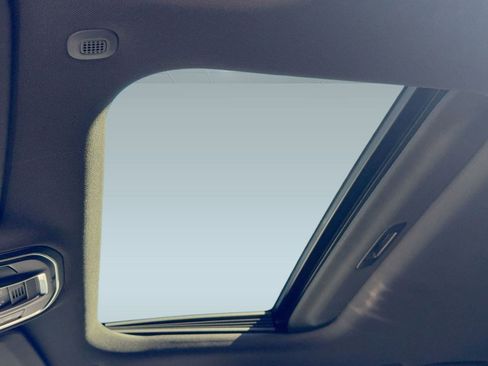 New 2025 Jeep Grand Cherokee Laredo X image 14