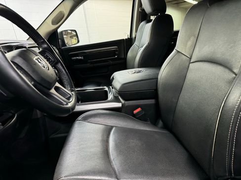 Used 2017 RAM 1500 Sport image 9