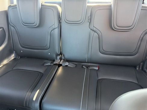 New 2026 INFINITI QX80 Luxe image 27