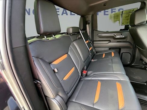 Used 2024 GMC Sierra 1500 AT4 AWD/4WD image 24