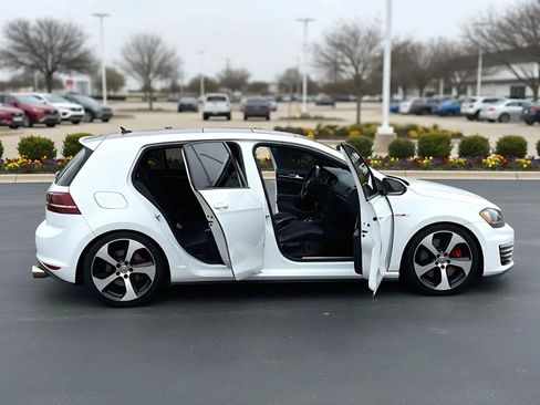 Used 2016 Volkswagen GTI Autobahn w/ Lighting Package (SEL) image 10