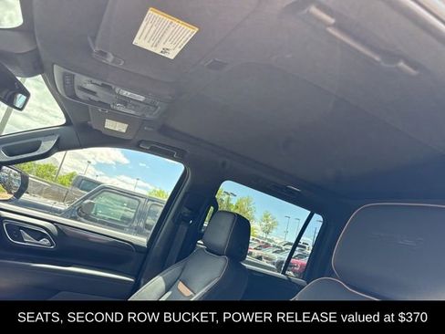 Used 2023 GMC Yukon XL AT4 AWD/4WD image 7