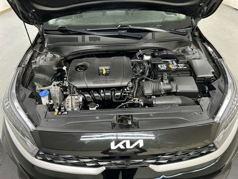 Certified 2023 Kia Forte LXS FWD image 23