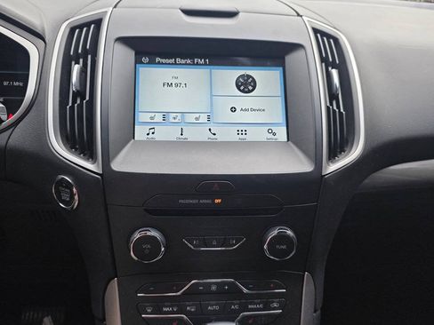 Used 2018 Ford Edge SEL w/ Equipment Group 201A FWD image 12
