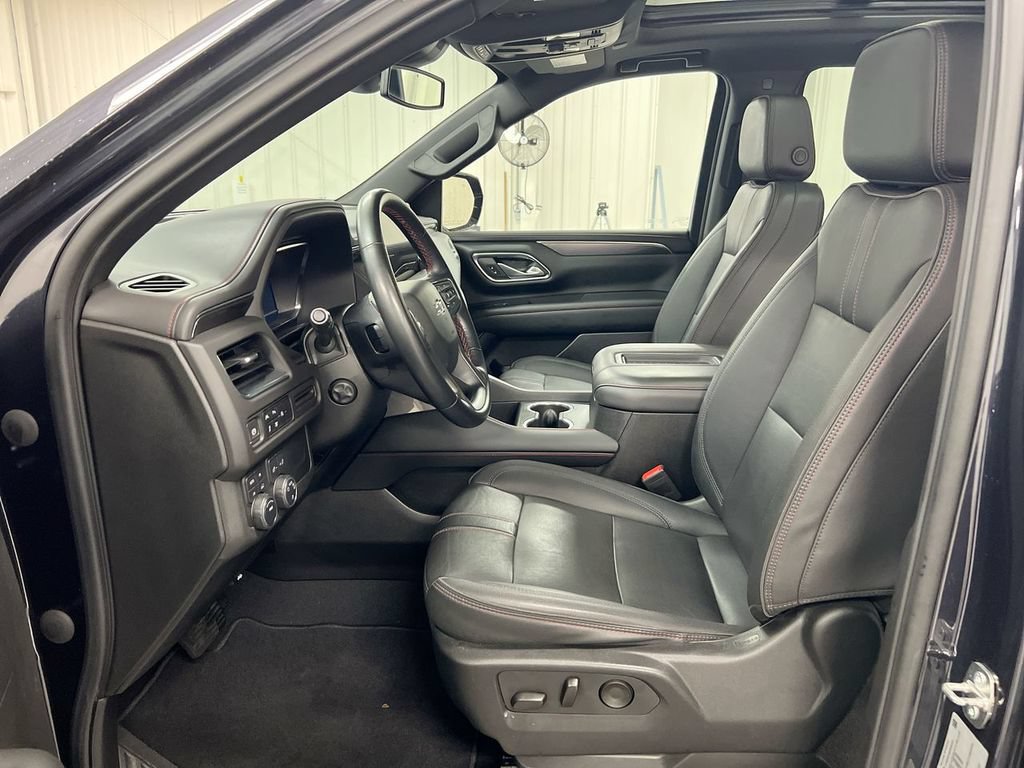 Used 2023 Chevrolet Tahoe RST w/ Luxury Package AWD/4WD image 21