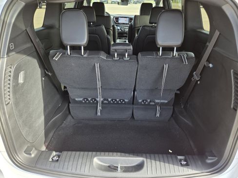 New 2026 Chrysler Voyager LX image 25