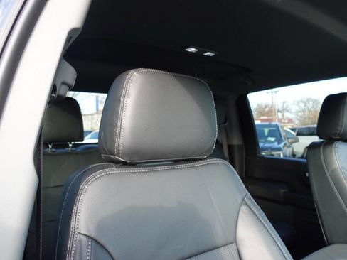 Used 2025 Chevrolet Silverado 2500 Custom w/ Custom Value Package image 30