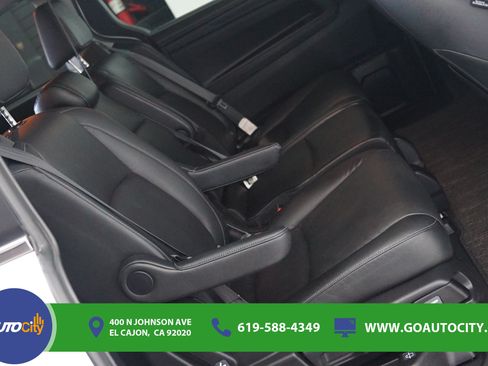 Used 2024 Honda Odyssey EX-L image 13