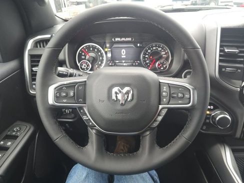 New 2026 RAM 1500 4x4 Crew Cab image 15