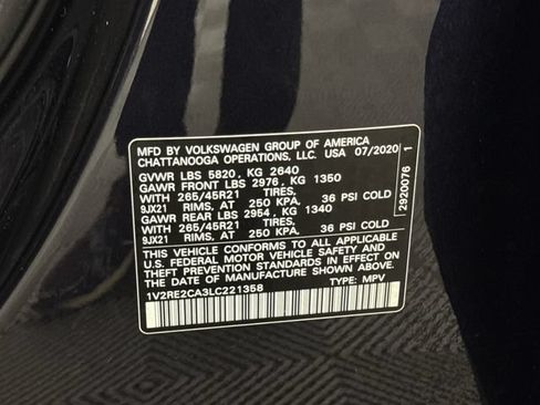 Used 2020 Volkswagen Atlas Cross Sport SEL R-Line AWD/4WD image 44