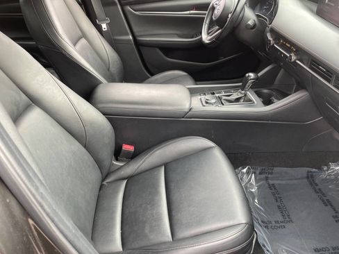 Used 2021 MAZDA MAZDA3 s image 13