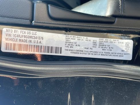 Used 2021 Jeep Grand Cherokee Limited AWD/4WD image 34