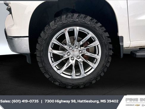 Certified 2024 Chevrolet Silverado 1500 LTZ w/ LTZ Convenience Package II AWD/4WD image 8