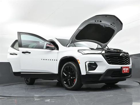 Used 2023 Chevrolet Traverse Premier w/ Redline Edition image 45